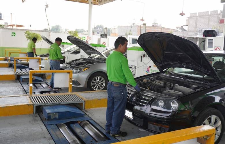 Propone Finanzas reducir significativamente el costo de la verificación vehicular