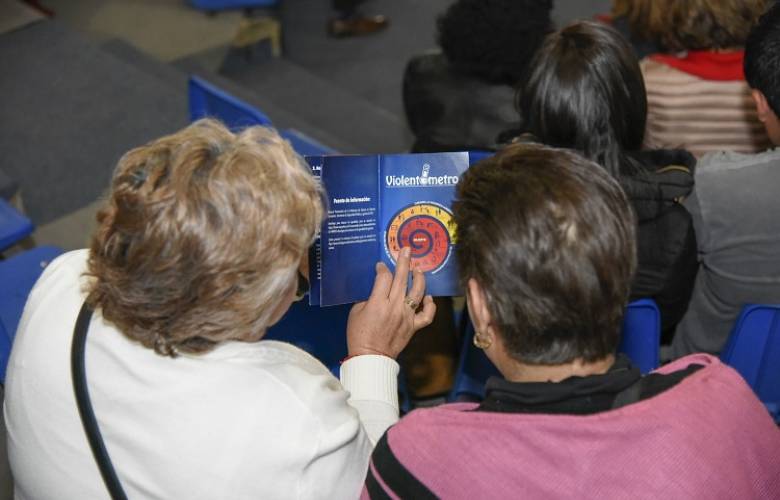 Trabajan en prevención de violencia de género