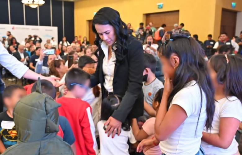 Firma Alejandra del Moral pacto por la primera infancia mexiquense 