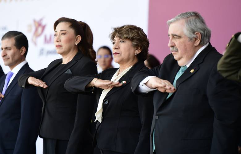 Encabeza la Gobernadora Delfina Gómez la Ceremonia Conmemorativa por el Día de la Bandera