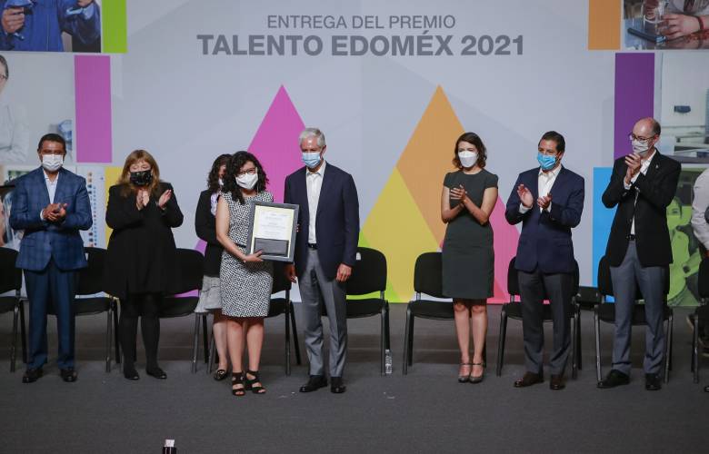 10 investigadoras e investigadores de la UAEMéx reciben el Premio Talento EdoMéx 2021