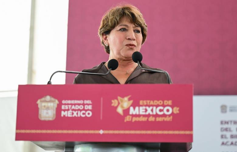 Entrega Gobierno del EdoMéx más de 37 mil becas por aprovechamiento académico