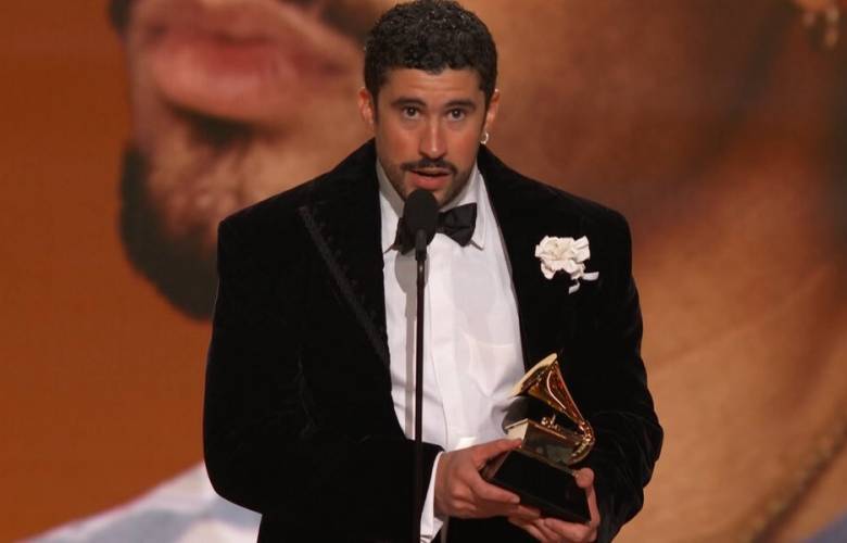 Bad Bunny hace historia: primer álbum en español en ganar el Grammy al Álbum del Año
