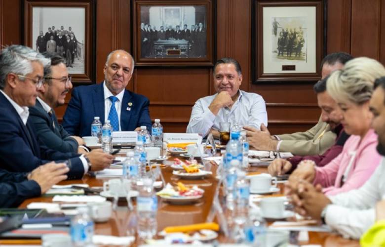 Acuerda Ricardo Moreno con Asociaciones y Cámaras rescate de espacios de convivencia