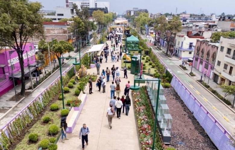 Inaugura Clara Brugada el Jardín Flotante Tlallipan en CDMX