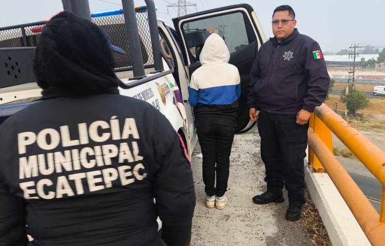 Policía de Ecatepec resguarda a menor de 11 años que escapó de su casa