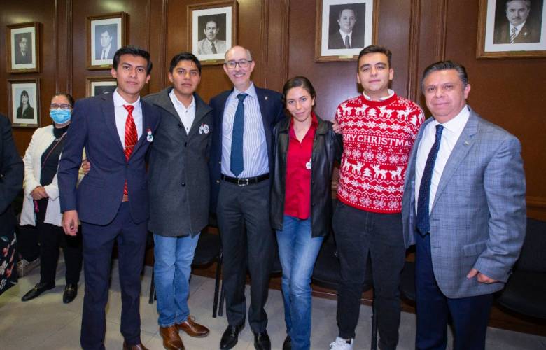 Licenciaturas de Facultad de Ciencias Políticas y Sociales, en primer lugar entre las de ciencias sociales