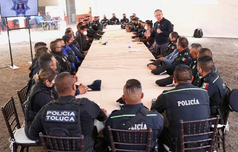 Gobierno de Toluca dotará de uniformes a todos los Policías Pie a Tierra