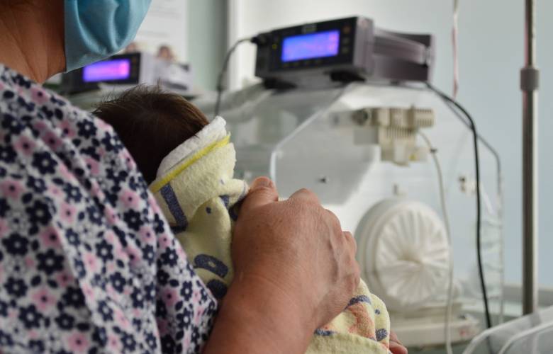 Brindan atención especial a bebés mexiquenses con complicaciones en salud