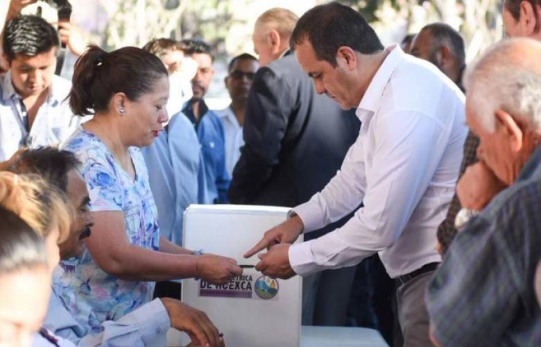 Llama â€˜el cuauâ€™ a participar en consulta de termoeléctrica