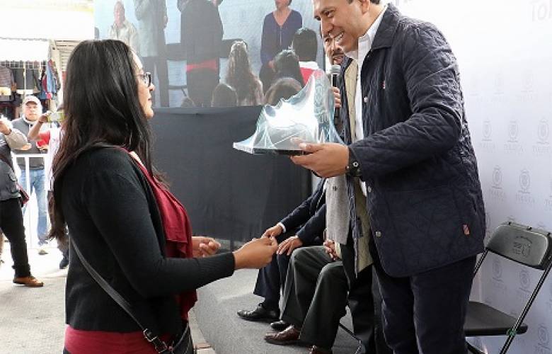 Toluca tiene el compromiso de ser un gobierno diferente: jrsg