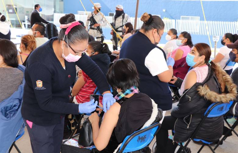 100% de la población mayor de edad ya está vacunada en Huixquilucan
