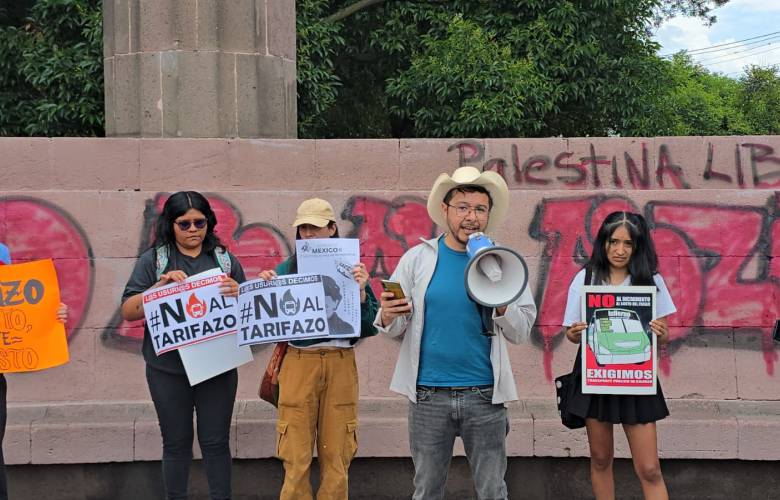 No al tarifazo claman estudiantes preocupados por el encarecimiento del transporte