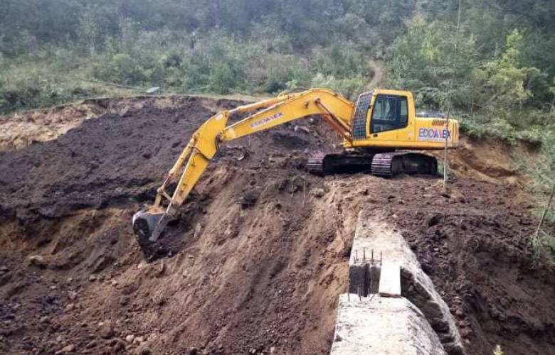 Sedagro realiza labores de saneamiento de cauces en otzolotepec