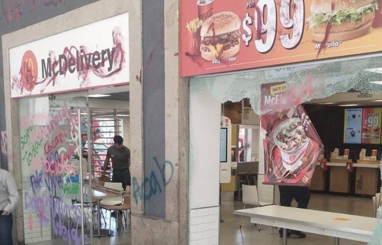 Tras desperfectos por la marcha del 8M, comerciantes piden apoyo y seguridad 