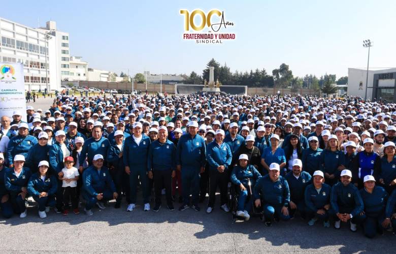 Marchan maestros en Toluca con Jenaro Martínez por la reivindicación del magisterio