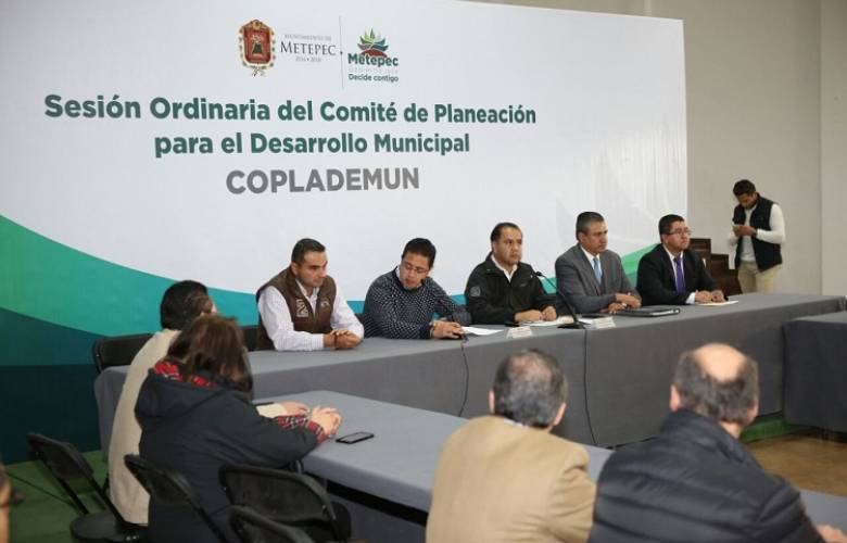 Se han cumplido el 94% de los compromisos de campaña en metepec