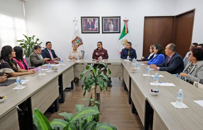 Asigna EdoMéx 26 plazas de supervisión a docentes destacados mediante proceso de promoción