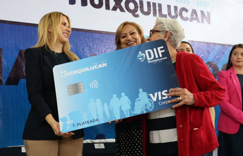 Entregan más de 11 mil apoyos a familias vulnerables de Huixquilucan