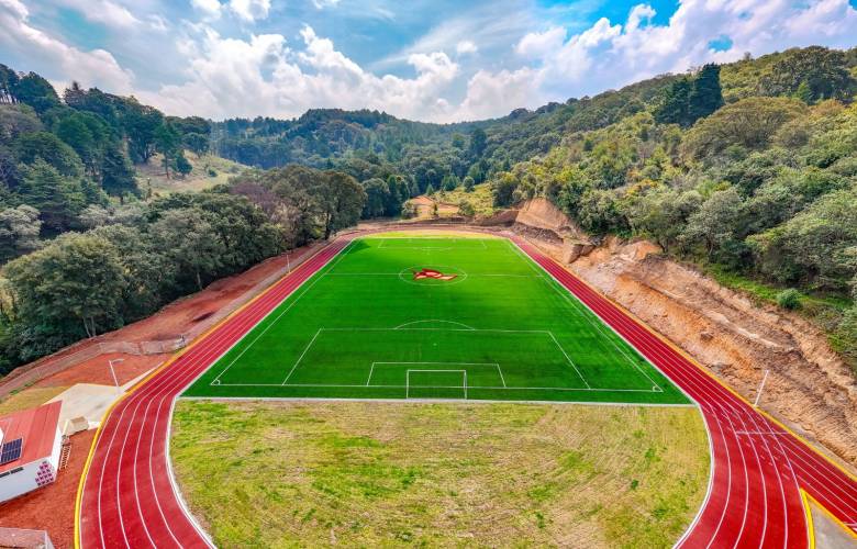 Entrega Gobierno estatal nueva Unidad Deportiva en Xalatlaco