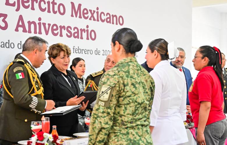 Conmemora Delfina Gómez 113 Aniversario del Ejército Mexicano en Rayón; entrega reconocimientos a mujeres de las Fuerzas Armadas