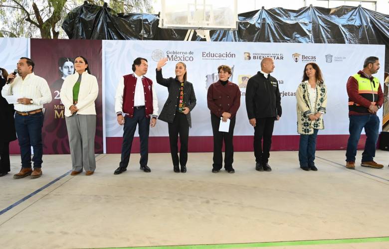 Ya nadie les puede quitar la beca a los estudiantes de secundaria, es un derecho permanente: Presidenta Claudia Sheinbaum 