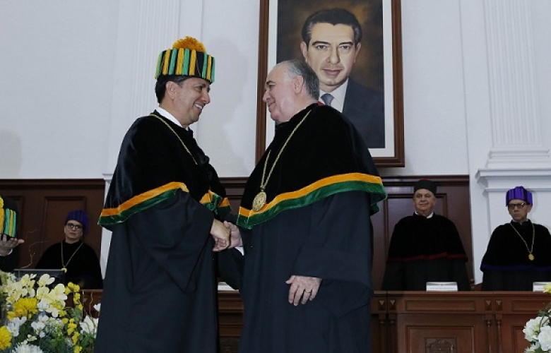 Valentín diez, rector honoris causa de la uaem