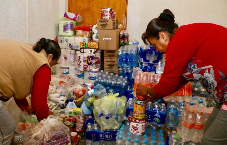 Instala Ixtlahuaca centro de acopio para ayudar a Guerrero 