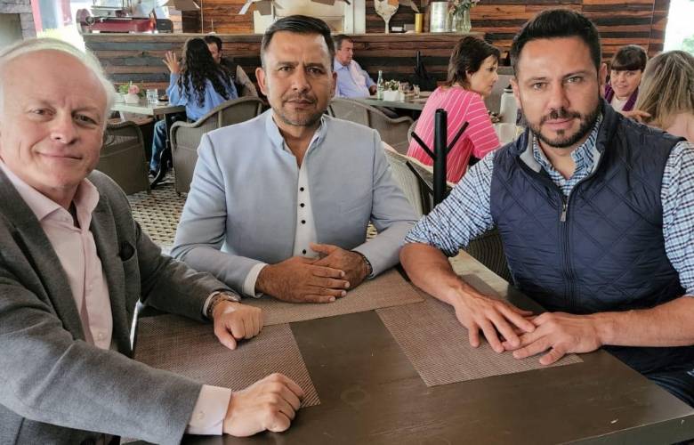 Ni Sevilla ni Vargas deciden quién abanderará la alianza 