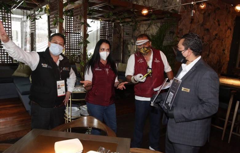 Supervisa gaby gamboa cumplimiento de protocolo de salud en plaza comercial