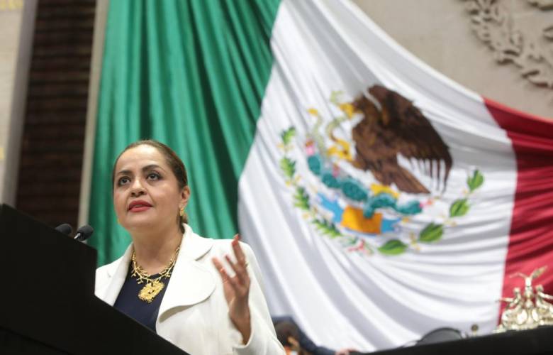 Pide Ana Lilia Herrera aplicar pensiones con base en salarios mínimos