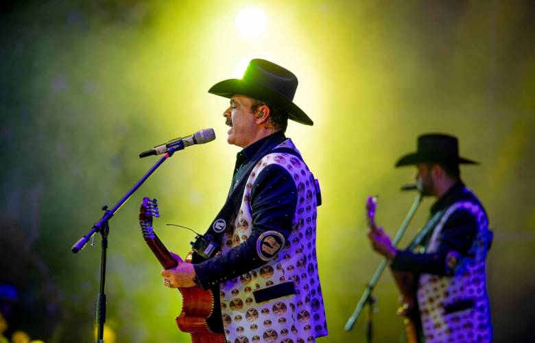 Ritmo y diversión: Los Tucanes de Tijuana dan inicio a Alfeñique 2025