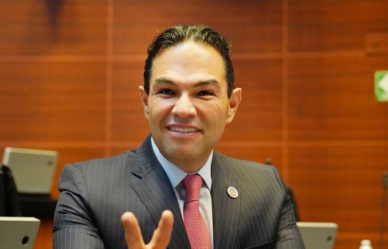 Enrique Vargas propone protocolos obligatorios y atención psicológica contra el bullying