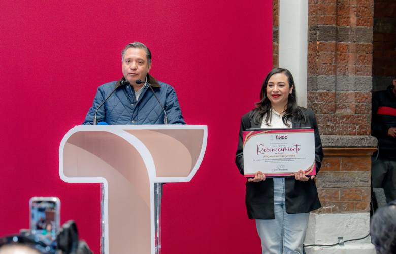 Impulsa Ricardo Moreno el cine mexicano y la cultura en Toluca con proyección de “Cometa 1600”