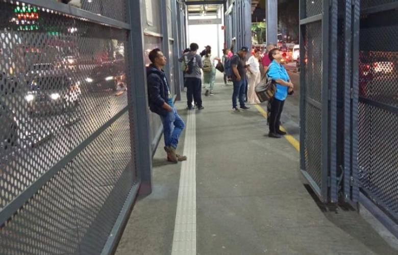 Más de 600 luminarias nuevas refuerzan la seguridad y dignidad  del transporte público en el valle de México 