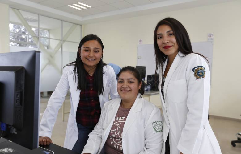 Estudiantes de bioingeniería médica de uaem proponen  soluciones viables a problemáticas de sector salud