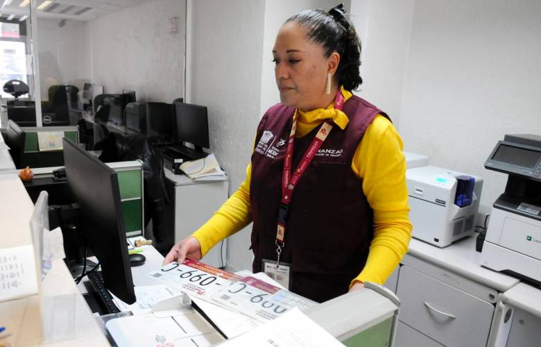 ¿Tienes un vehículo nuevo? ¡Sácale placas en el EdoMéx! Gobierno estatal otorga descuento del 100 porciento en la tenencia