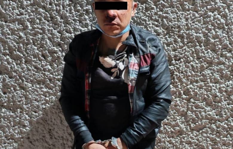Policía de Ecatepec detiene a sujeto por lesiones a su esposa e hijo