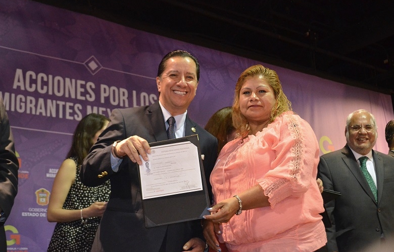 Cuenta uaem con biblioteca digital para migrantes en chicago
