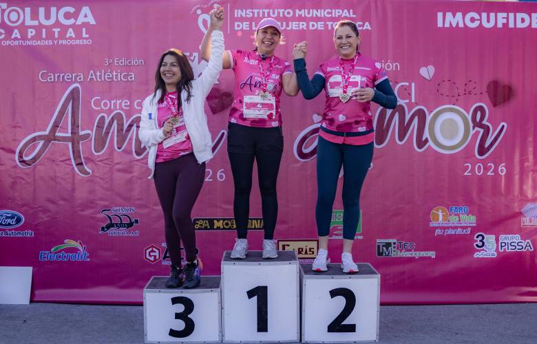 Celebra Toluca el amor con carrera y rodada por sus principales calles
