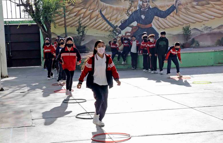 Llama Gobierno del EdoMéx a proteger la salud de alumnos ante bajas temperaturas en 58 municipios de alto y mediano riesgo