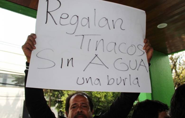 Protestan vecinos y diputados de ecatepec por falta de agua