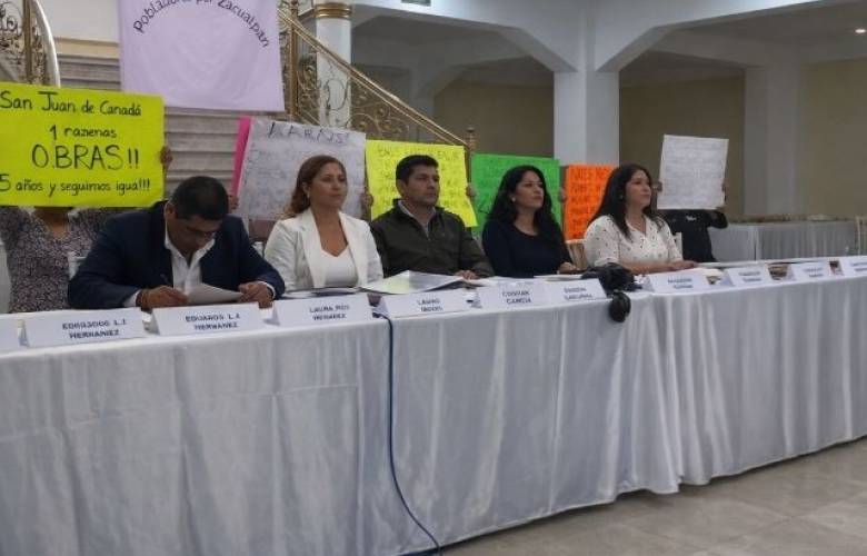 Exigen diálogo y denuncian abandono en Zinacantepec integrantes de Pueblos Unidos