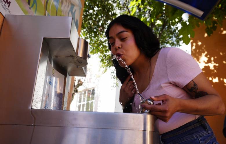  Avanzan gobiernos verdes en llevar agua potable a escuelas del Estado de México