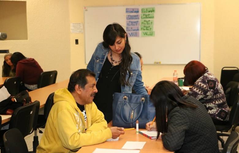Con cursos impartidos por la uaem, maestros del smsem fortalecen su nivel de inglés