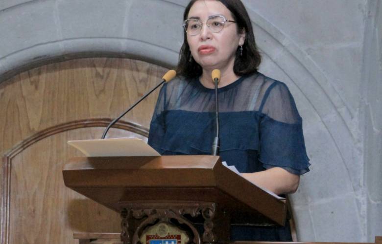 Finanzas debe responder por suspensión de cirugías en ISSEMyM: Azucena Cisneros