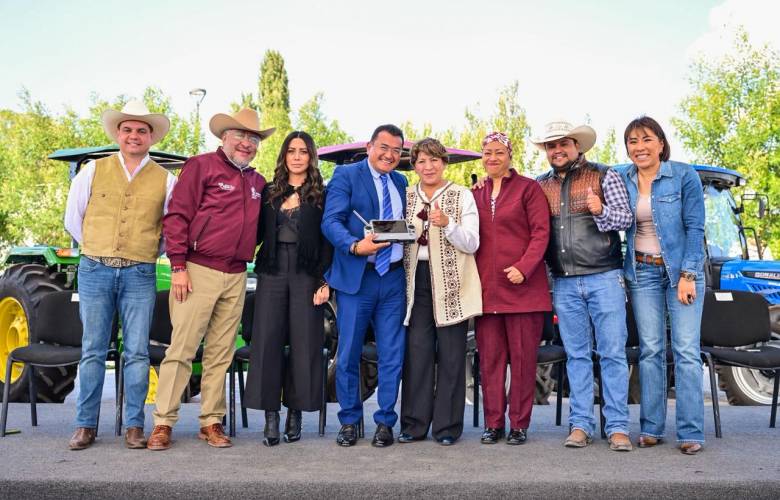 Más cultivos y menos plagas en EdoMéx: Gobernadora Delfina Gómez entrega drones y tractores