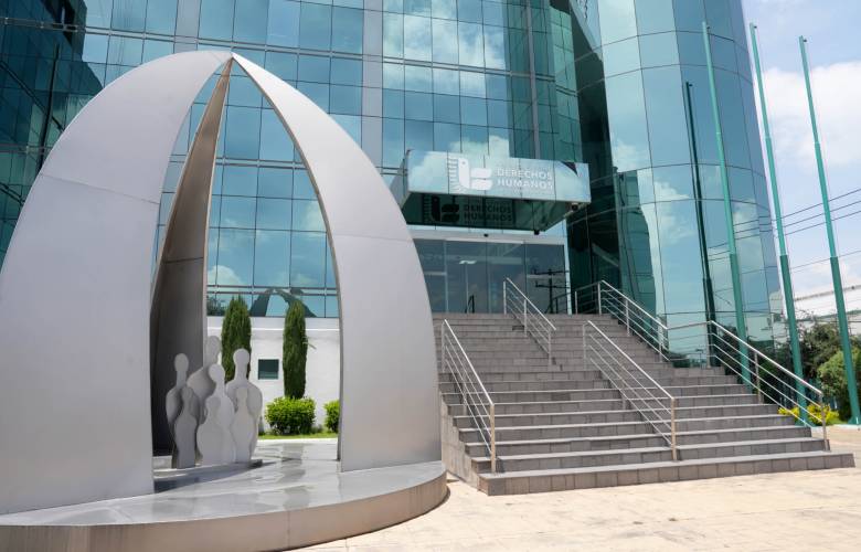 Emite la CODHEM recomendación a la Fiscalía la deficiente investigación de la muerte de una joven en 2022