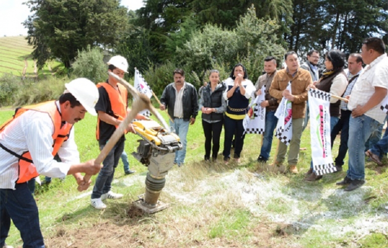 Inician trabajos de obras públicas en delegaciones de tenango del valle por más de 620 mil pesos