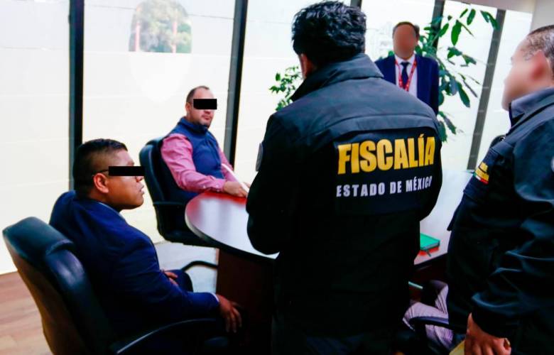 Detienen en Operación Enjambre a tres funcionarios de la Secretaría de Seguridad por presunta corrupción